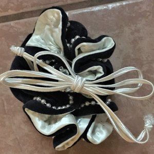 Wedding Pouch Blue Velvet with Pearls & Embroidery -Vanilla Satin NEW BLUE